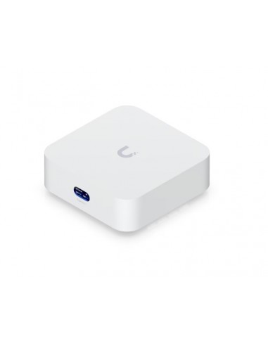 Ubiquiti UniFi Express 7 комутатор...